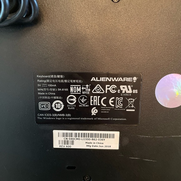 Alienware Computer Keyboard - Picture 6 of 6